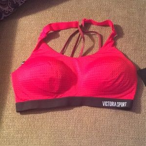 Victoria's Secret Intimates & Sleepwear - Victoria’s Secret lightweight sports bra Victoria's Secret Intimates & Sleepwear - Victoria’s Secret lightweight sports bra